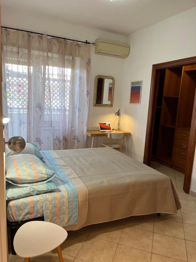 Apartamento Attico Con Terrazza In Via Dei Traghetti Lido di Ostia Exterior foto