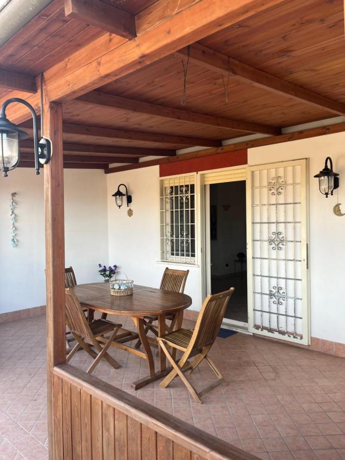 Apartamento Attico Con Terrazza In Via Dei Traghetti Lido di Ostia Exterior foto