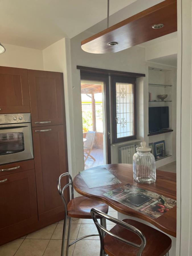 Apartamento Attico Con Terrazza In Via Dei Traghetti Lido di Ostia Exterior foto