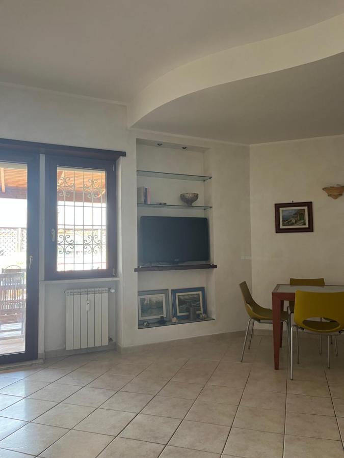 Apartamento Attico Con Terrazza In Via Dei Traghetti Lido di Ostia Exterior foto