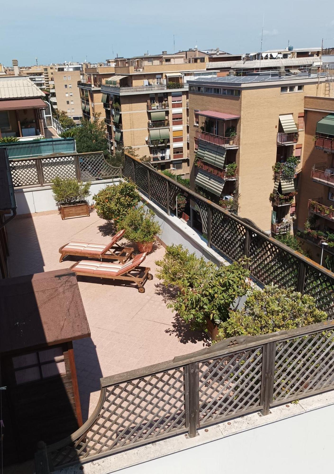 Apartamento Attico Con Terrazza In Via Dei Traghetti Lido di Ostia Exterior foto
